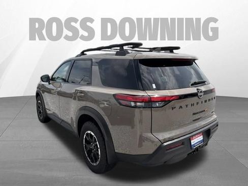 Used 2025 Nissan Pathfinder Rock Creek AWD/4WD image 6