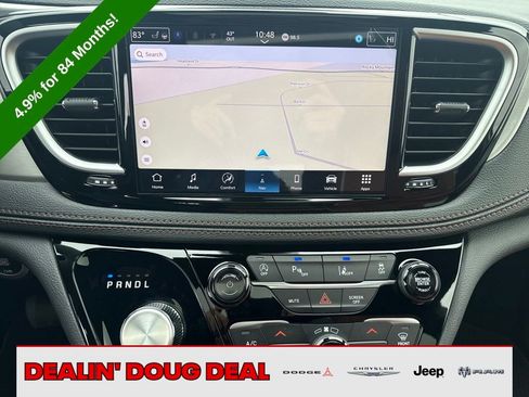 New 2026 Chrysler Pacifica Pinnacle image 20