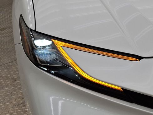 Certified 2025 Toyota Camry XLE AWD/4WD image 32