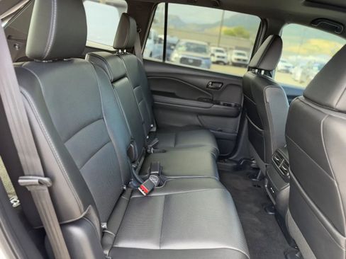 Used 2025 Honda Passport EX-L image 15