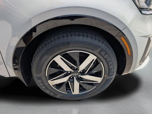 Used 2023 Kia Sorento EX w/ Panoramic Sunroof Package FWD image 41