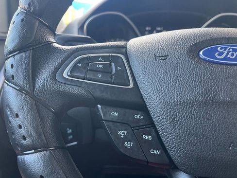 Used 2015 Ford Focus SE image 20