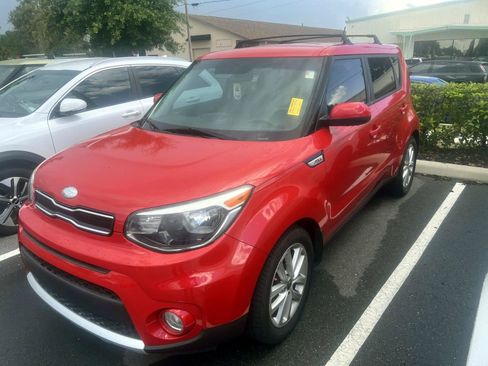 Used 2018 Kia Soul + FWD image 1