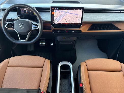 New 2025 Volkswagen ID. Buzz Pro S image 11