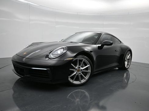 Certified 2021 Porsche 911 Carrera RWD image 1