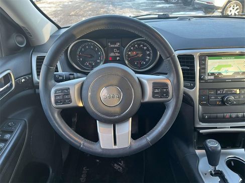 Used 2013 Jeep Grand Cherokee Laredo image 15