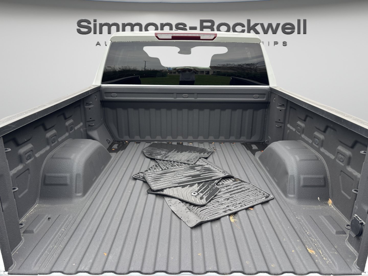 Used 2024 Chevrolet Silverado 1500 Custom w/ LPO, Dark Essentials Package AWD/4WD image 9