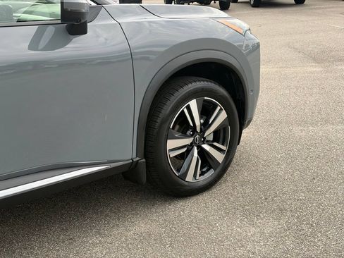 Certified 2023 Nissan Rogue SL w/ SL Premium Package FWD image 2