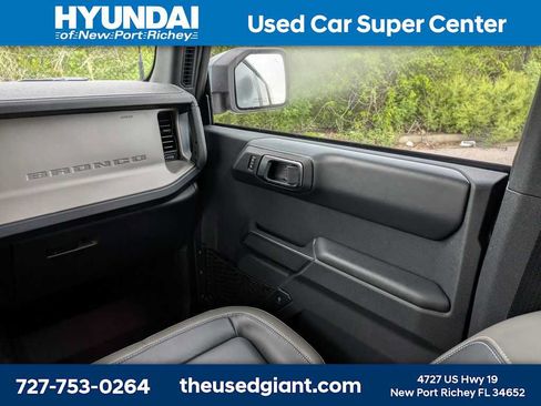Used 2025 Ford Bronco Outer Banks AWD/4WD image 20