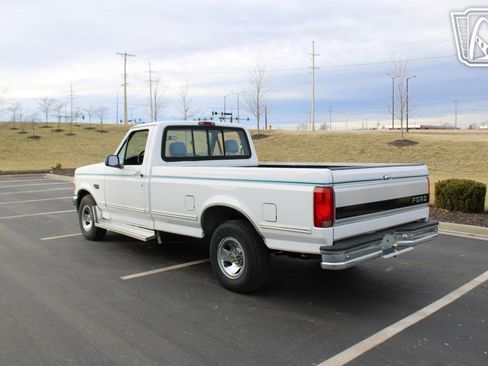Used 1995 Ford F150 2WD Regular Cab image 4