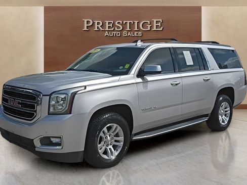 Used 2018 GMC Yukon XL SLT w/ Open Road Package AWD/4WD image 27