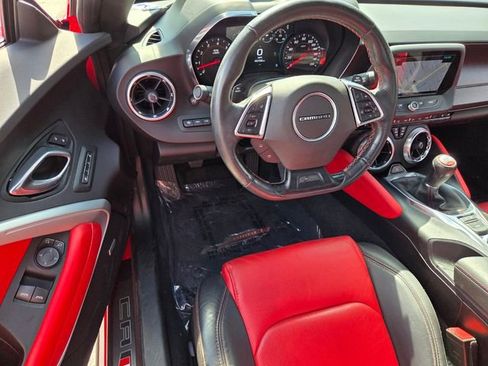 Used 2017 Chevrolet Camaro SS image 15