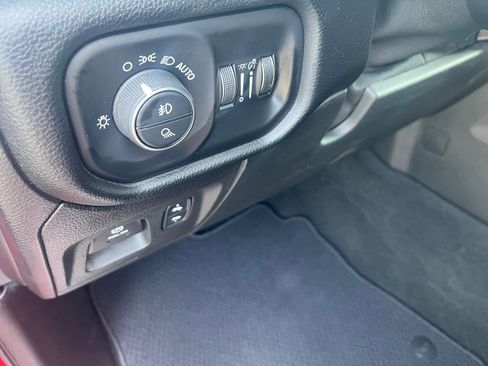Used 2021 RAM 1500 Laramie w/ Sport Appearance Package image 19