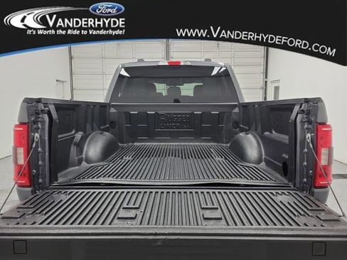 Used 2023 Ford F150 XLT image 9