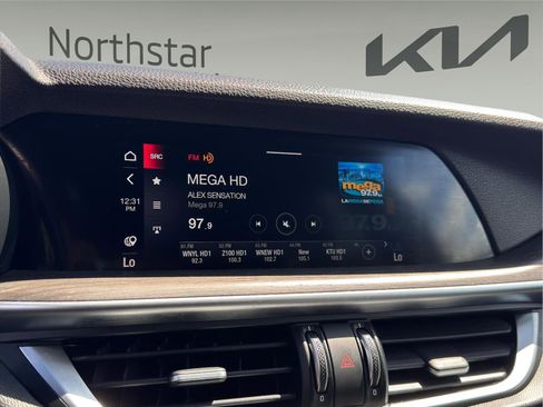 Used 2022 Alfa Romeo Stelvio Ti image 14