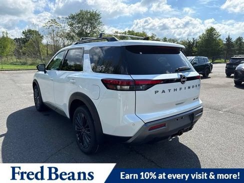 New 2026 Nissan Pathfinder SL w/ SL Premium Package AWD/4WD image 6