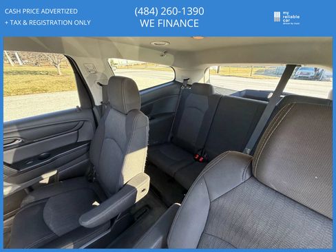 Used 2017 Chevrolet Traverse LT image 21