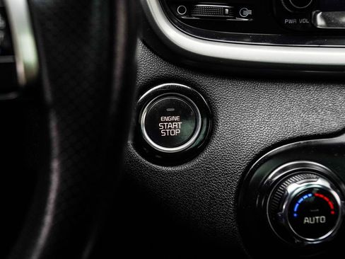 Used 2019 Kia Sorento SX image 22