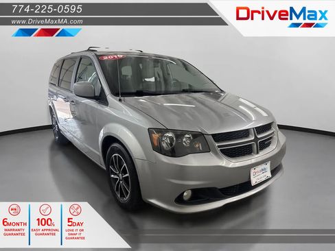 Used 2019 Dodge Grand Caravan GT FWD image 1