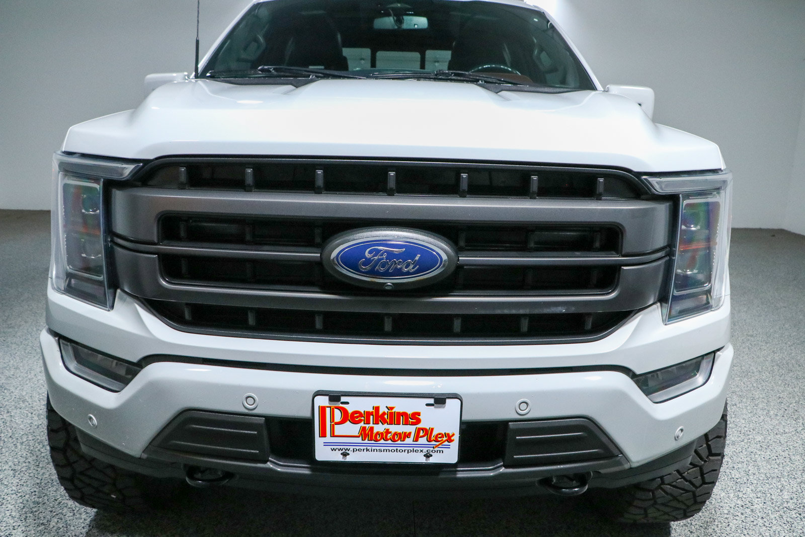 Used 2023 Ford F150 Lariat w/ Equipment Group 502A High AWD/4WD image 5