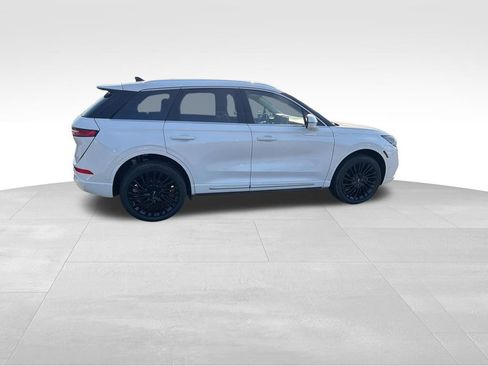 Used 2022 Lincoln Corsair Reserve w/ Equipment Group 201A AWD/4WD image 12
