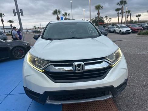 Used 2017 Honda CR-V LX image 3