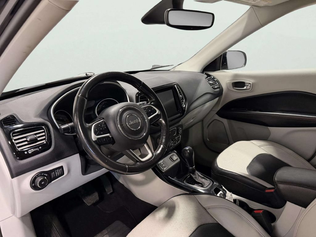 Used 2020 Jeep Compass Limited w/ Safety & Security Group FWD image 14