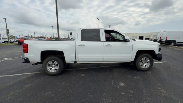 Used 2018 Chevrolet Silverado 1500 LT w/ All Star Edition RWD image 9