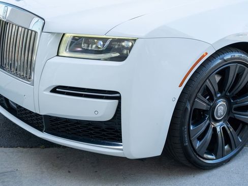 Used 2022 Rolls-Royce Ghost AWD/4WD image 10
