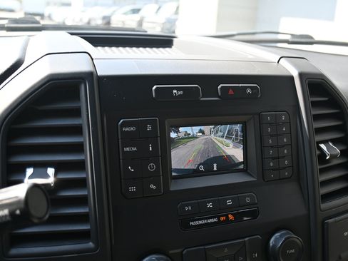 Used 2019 Ford F150 XL w/ Equipment Group 101A Mid RWD image 11