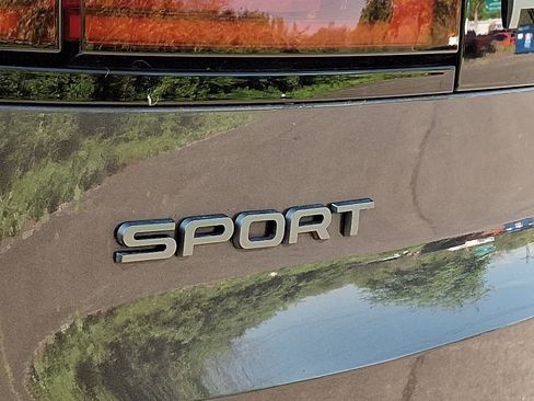 Used 2023 Land Rover Range Rover Sport SE AWD/4WD image 30