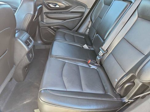 Used 2022 GMC Terrain SLT image 20