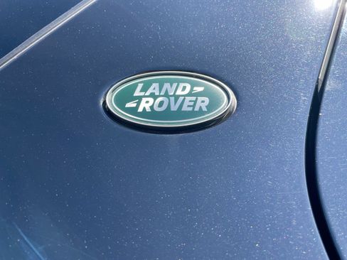 Certified 2025 Land Rover Discovery Sport Dynamic SE AWD/4WD image 38