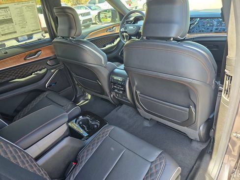 New 2026 Jeep Grand Cherokee L Summit AWD/4WD image 26