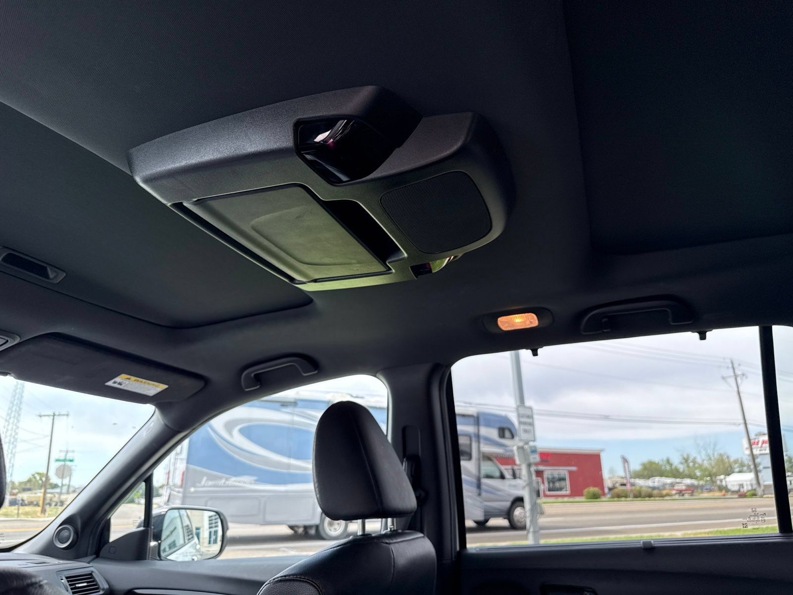 Used 2022 Honda Pilot Black Edition image 11