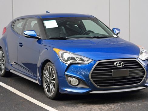 Used 2016 Hyundai Veloster Turbo FWD image 45