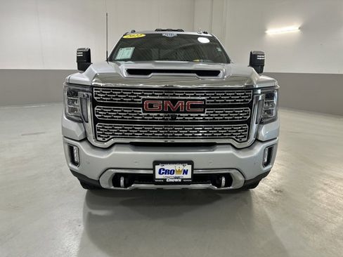 Used 2022 GMC Sierra 2500 Denali image 2