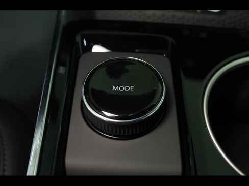 Used 2026 Chevrolet Equinox LT w/ Convenience Package II image 25