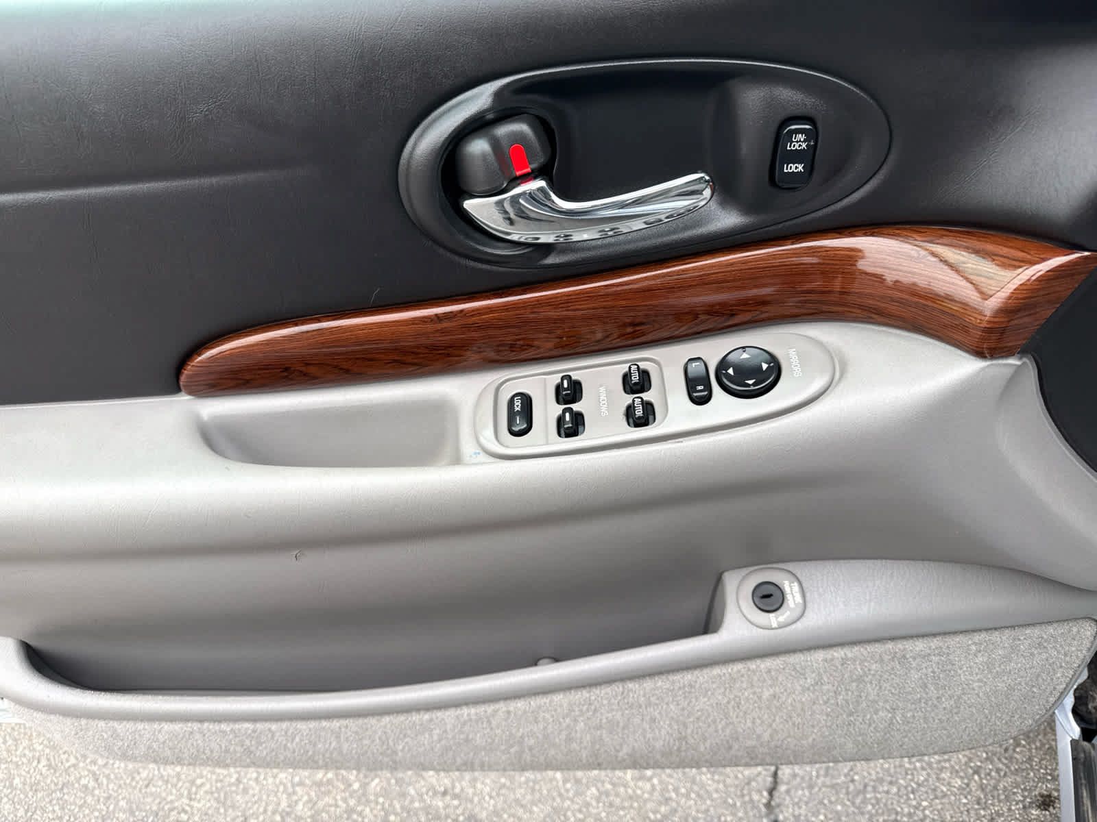 Used 2005 Buick Le Sabre Custom FWD image 10