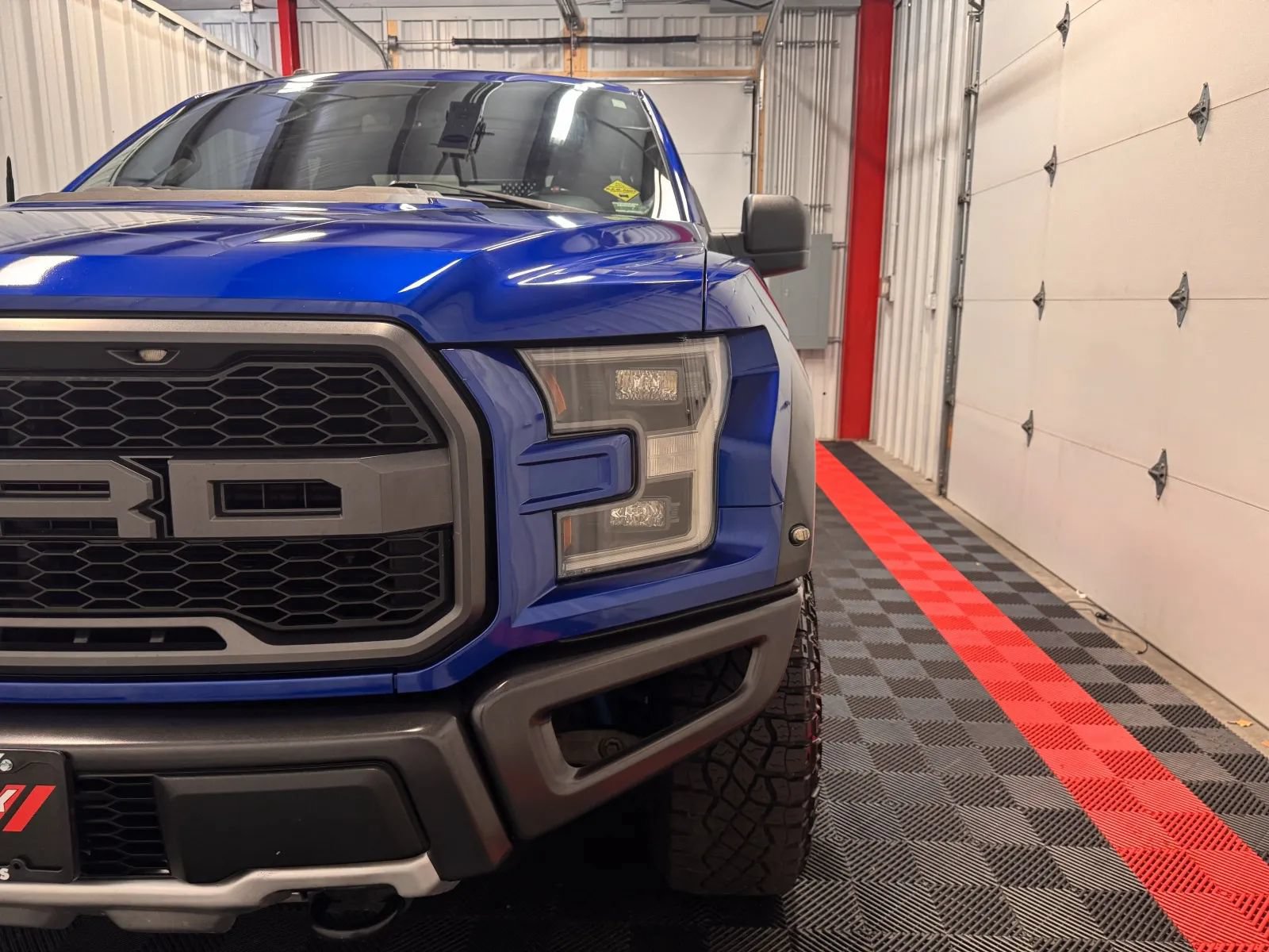 Used 2018 Ford F150 Raptor w/ Equipment Group 801A Mid AWD/4WD image 8