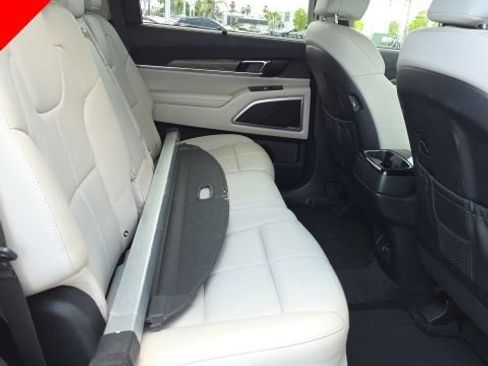 Used 2020 Kia Telluride EX w/ Towing Package FWD image 6