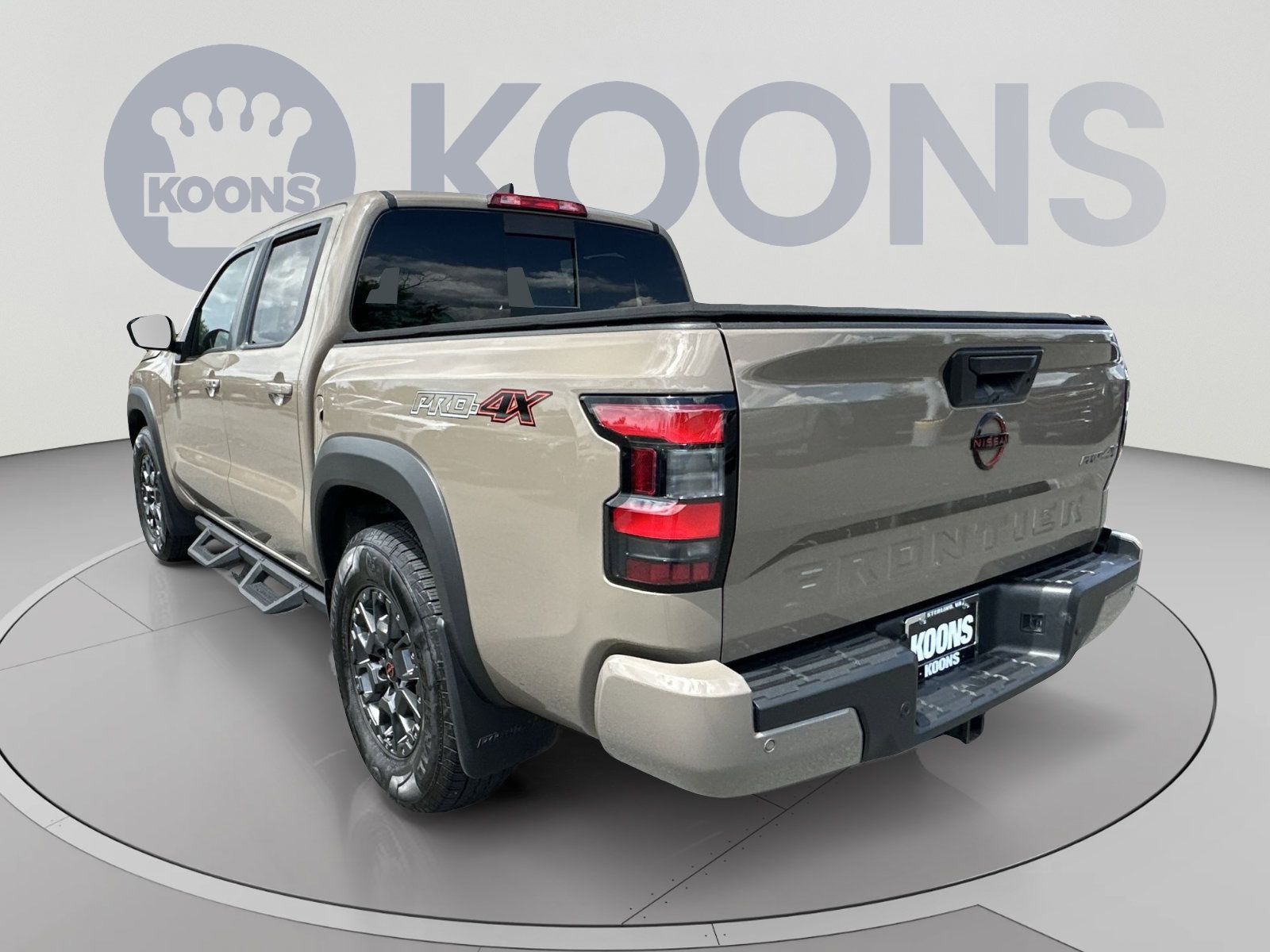 Used 2023 Nissan Frontier PRO-4X w/ Pro-4X Premium Package AWD/4WD image 14