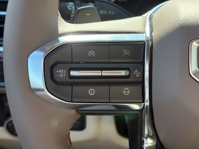 New 2026 GMC Yukon Denali w/ Denali Reserve Package RWD image 32