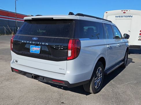 New 2025 Ford Expedition Max Active image 11