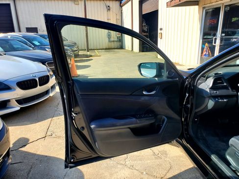 Used 2019 Honda Insight EX image 21