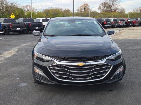 Used 2024 Chevrolet Malibu LT image 4