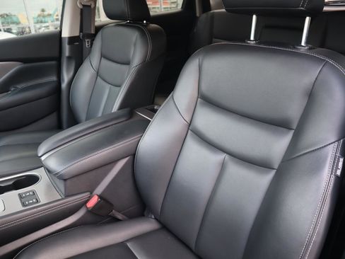 Certified 2024 Nissan Murano SV w/ SV Midnight Edition Package image 20