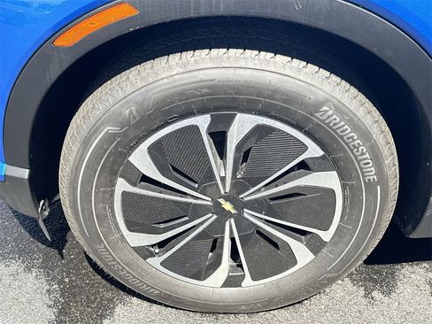 New 2025 Chevrolet Blazer EV LT image 16