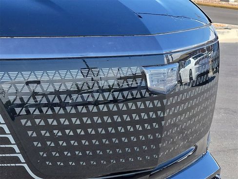 New 2026 Cadillac Vistiq Sport image 7