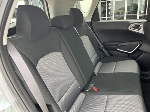 Used 2023 Kia Soul LX FWD image 16